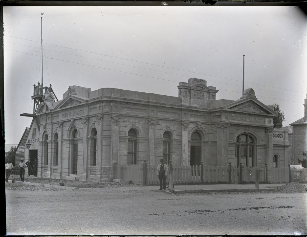 Hamilton Council Chambers. University of Newcastle, Cultural Collections.